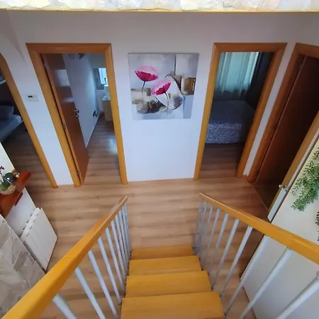 The Cosy House 49 *